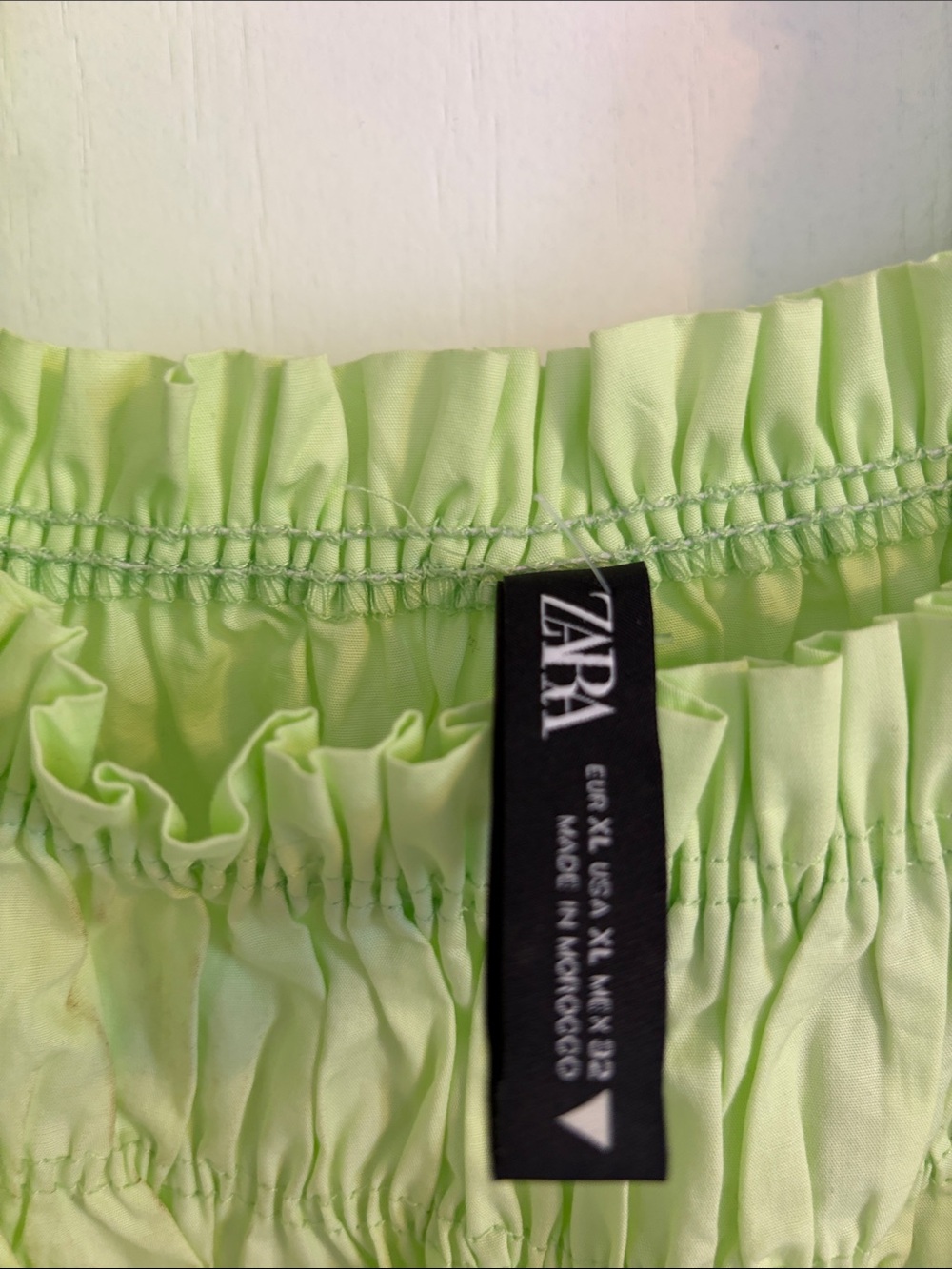 Zara Lime Green Ruffled Smocked Cropped Blouse - Picture 3 of 4
